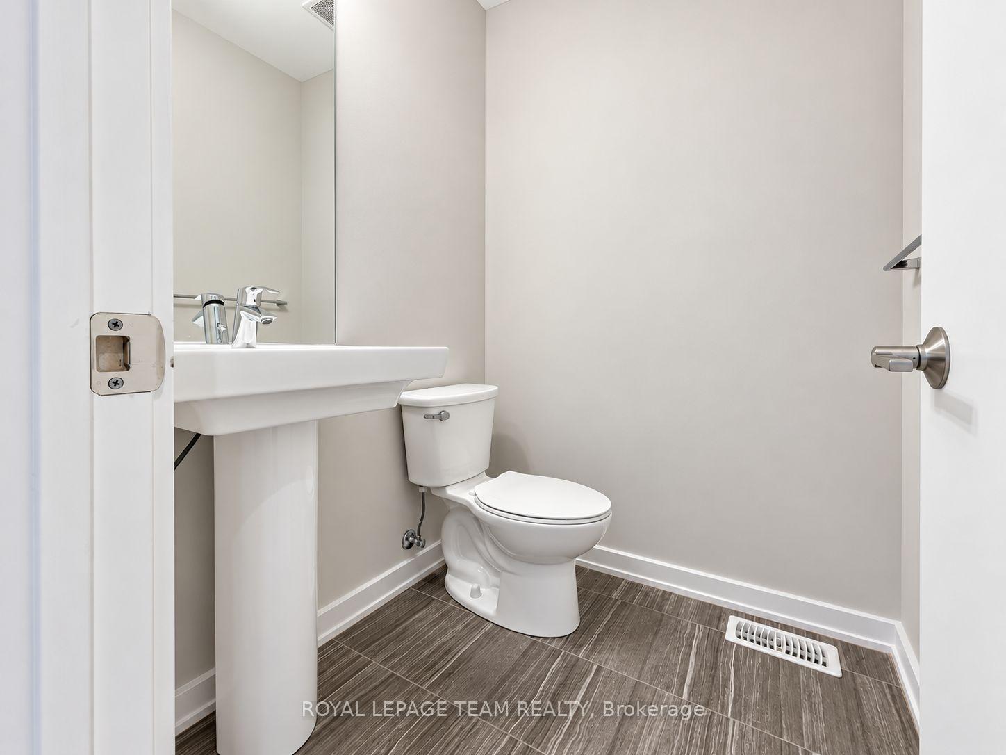 Photo 15 of 114 Larimar Circle, Ottawa, Riverside South — HOMEH