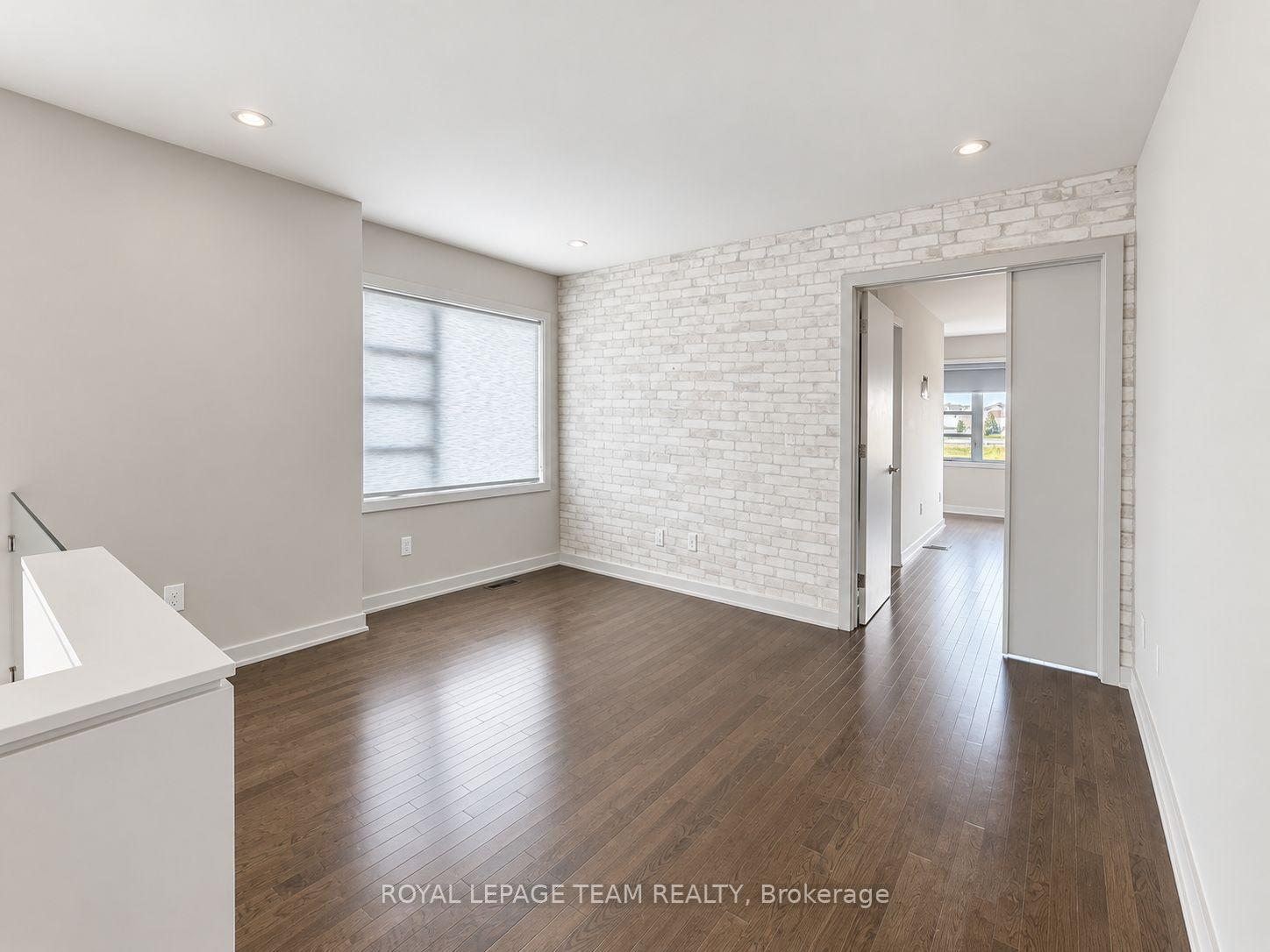 Photo 17 of 114 Larimar Circle, Ottawa, Riverside South — HOMEH