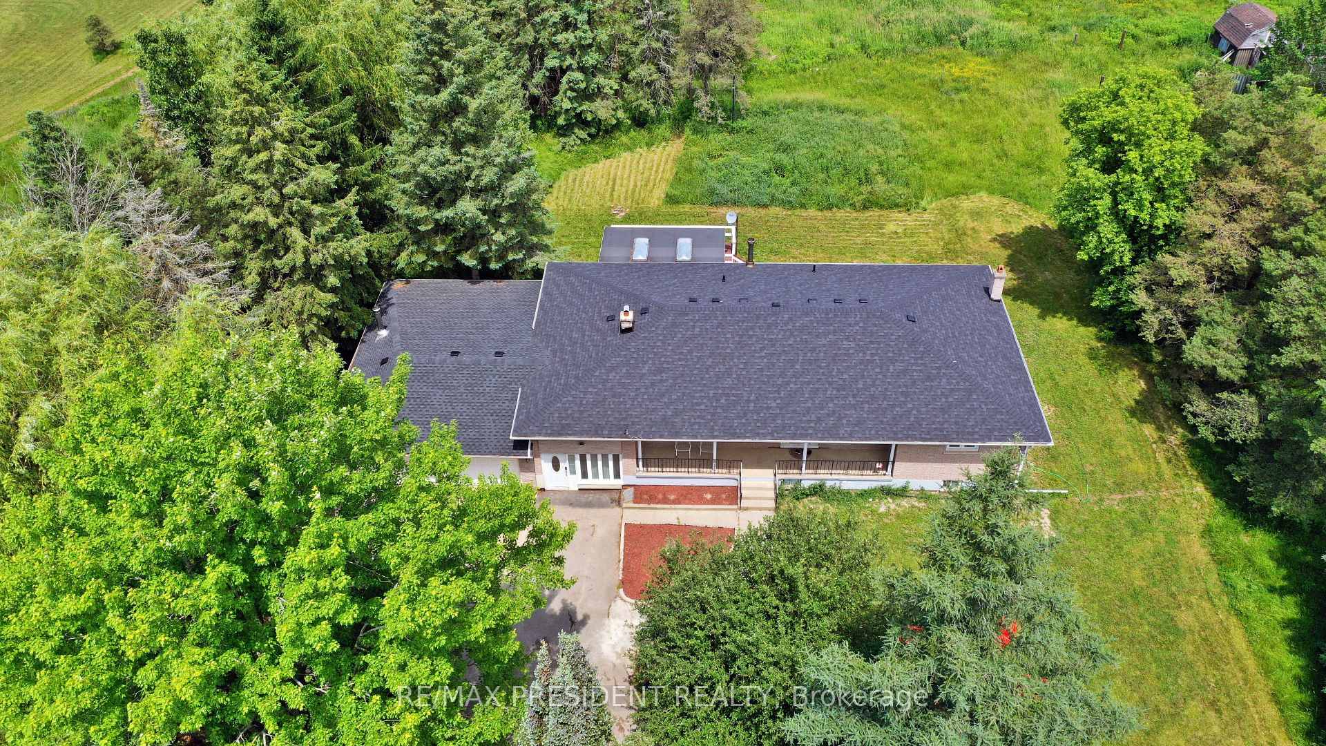 Photo 3 of 10 Grandview Road, Amaranth, Rural Amaranth — HOMEH