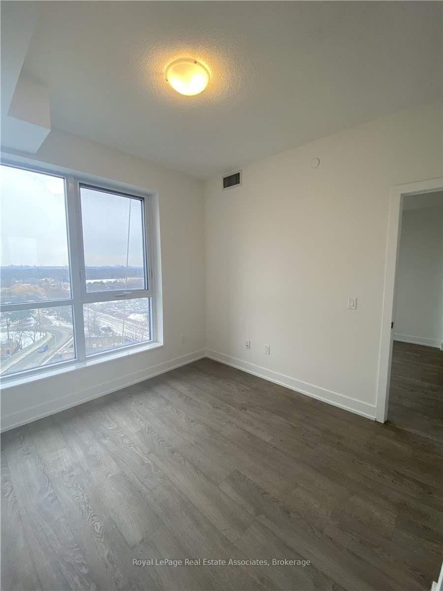 Photo 5 of Unit 1005, 7 Mabelle Avenue, Etobicoke, Islington-City Centre West — HOMEH