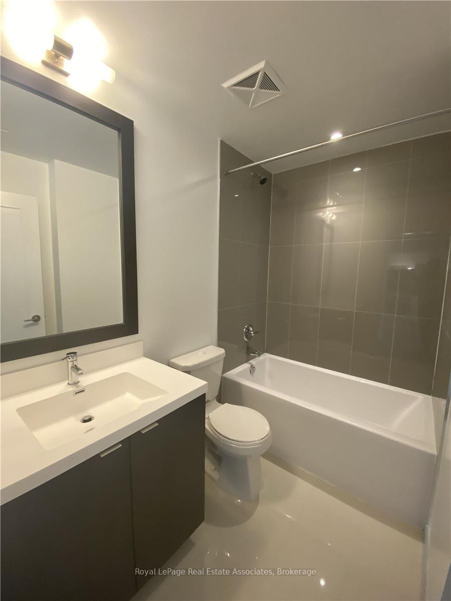 Photo 10 of Unit 1005, 7 Mabelle Avenue, Etobicoke, Islington-City Centre West — HOMEH