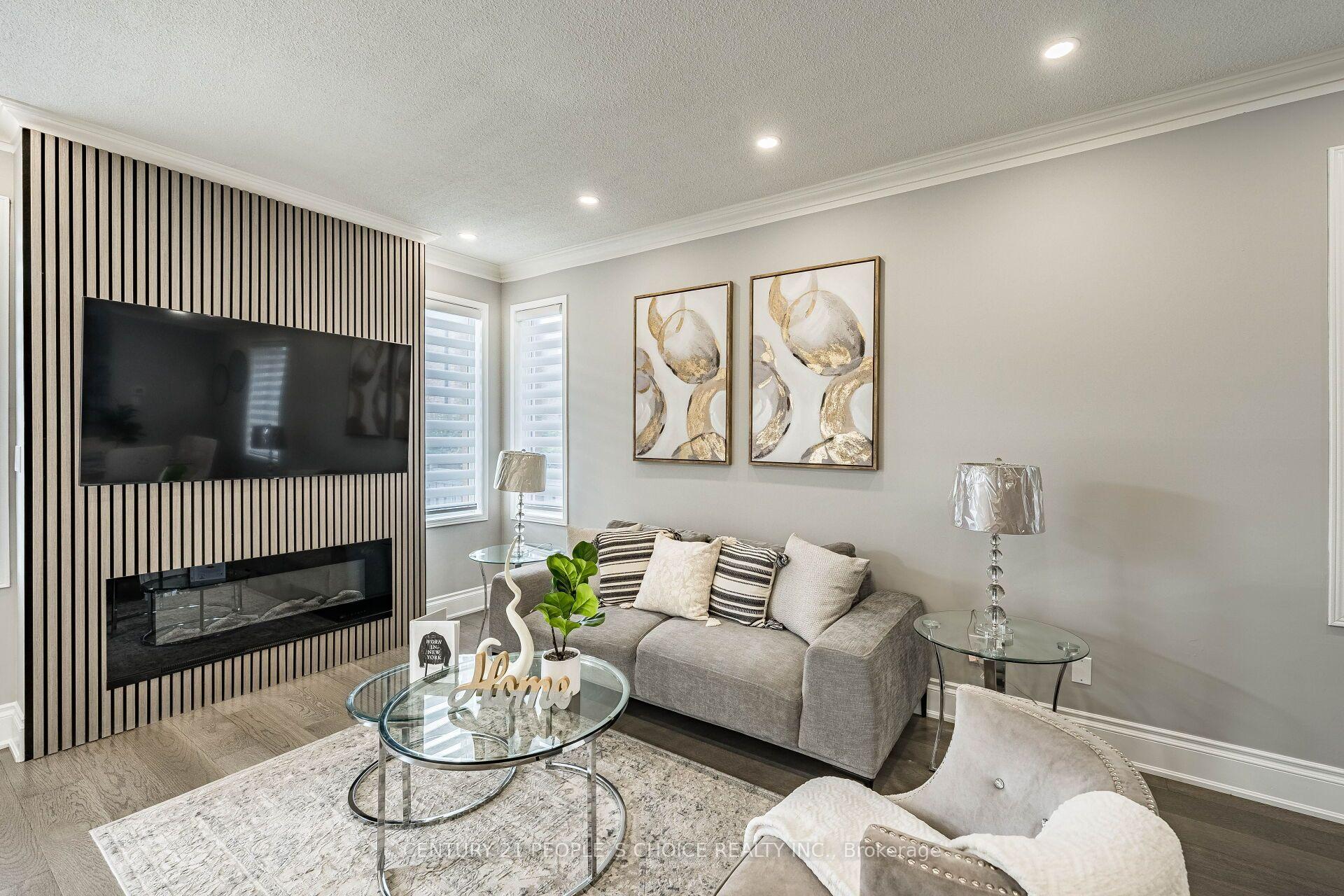 Photo 8 of 211 Wildberry Crescent, Vaughan, Vellore Village — HOMEH