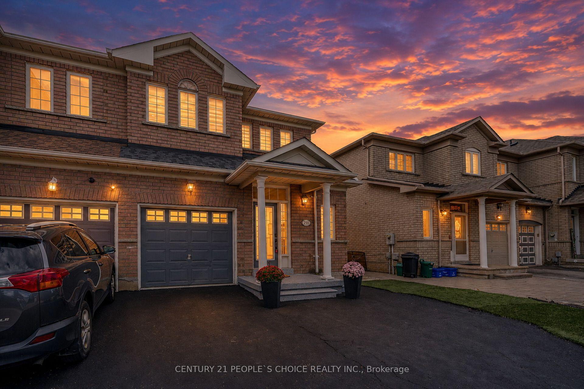Photo 45 of 211 Wildberry Crescent, Vaughan, Vellore Village — HOMEH