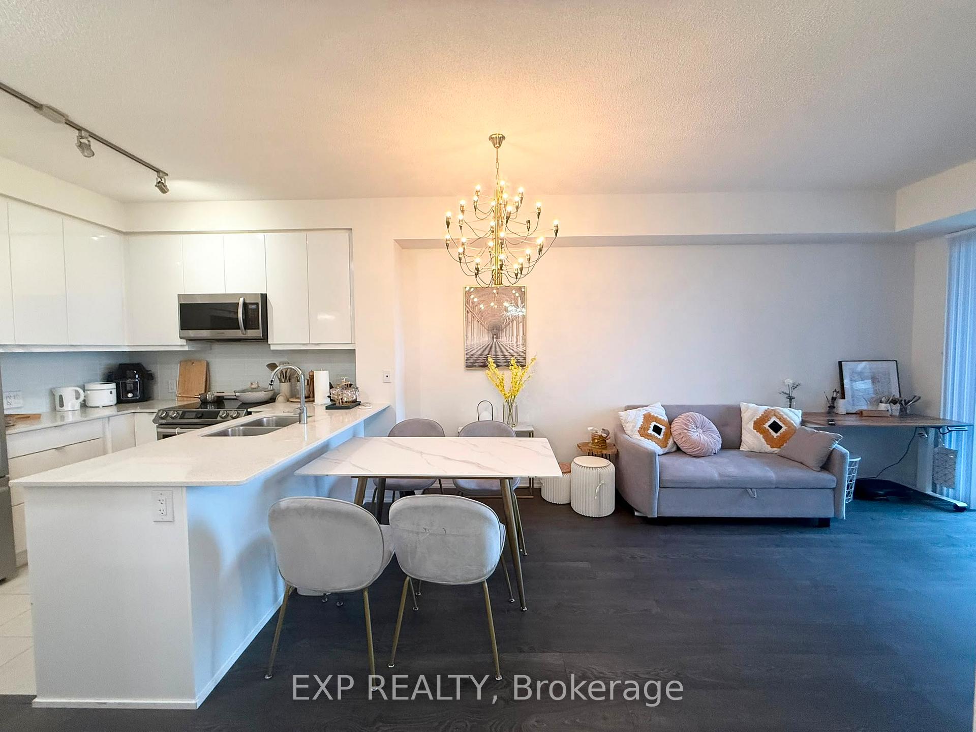 Photo 4 of Unit 520, 50 Thomas Riley Road, Etobicoke, Islington-City Centre West — HOMEH