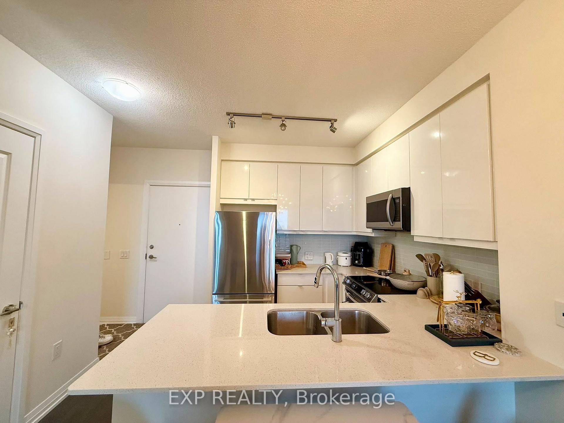 Photo 5 of Unit 520, 50 Thomas Riley Road, Etobicoke, Islington-City Centre West — HOMEH