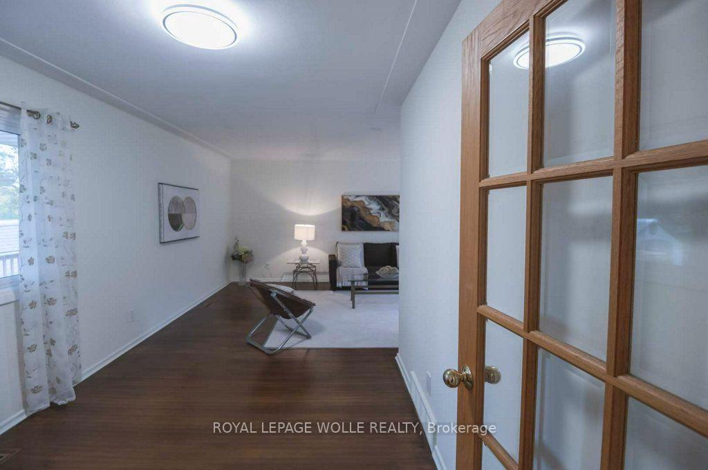 Photo 12 of 11 Duncairn Avenue, Kitchener, Meinzinger — HOMEH