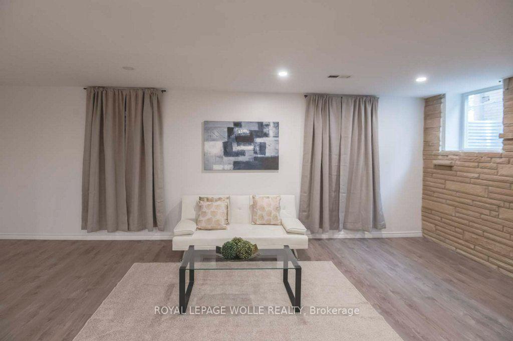 Photo 24 of 11 Duncairn Avenue, Kitchener, Meinzinger — HOMEH