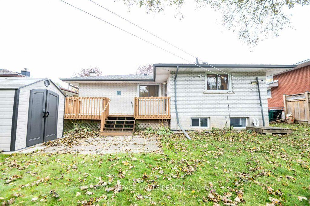 Photo 40 of 11 Duncairn Avenue, Kitchener, Meinzinger — HOMEH