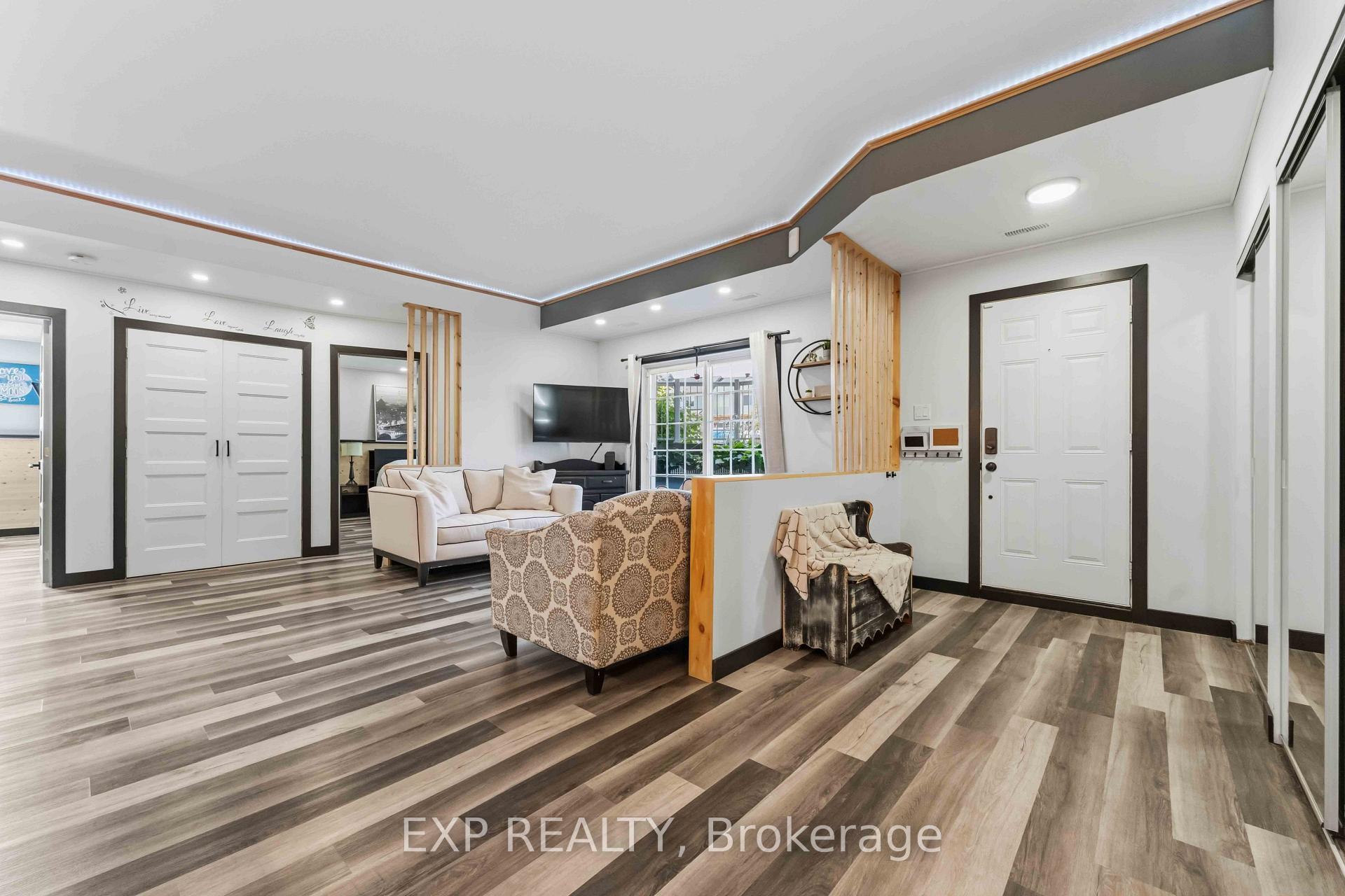 Photo 6 of Unit J, 104 Artesa Private, Ottawa, Kanata - Emerald Meadows/Trailwest — HOMEH