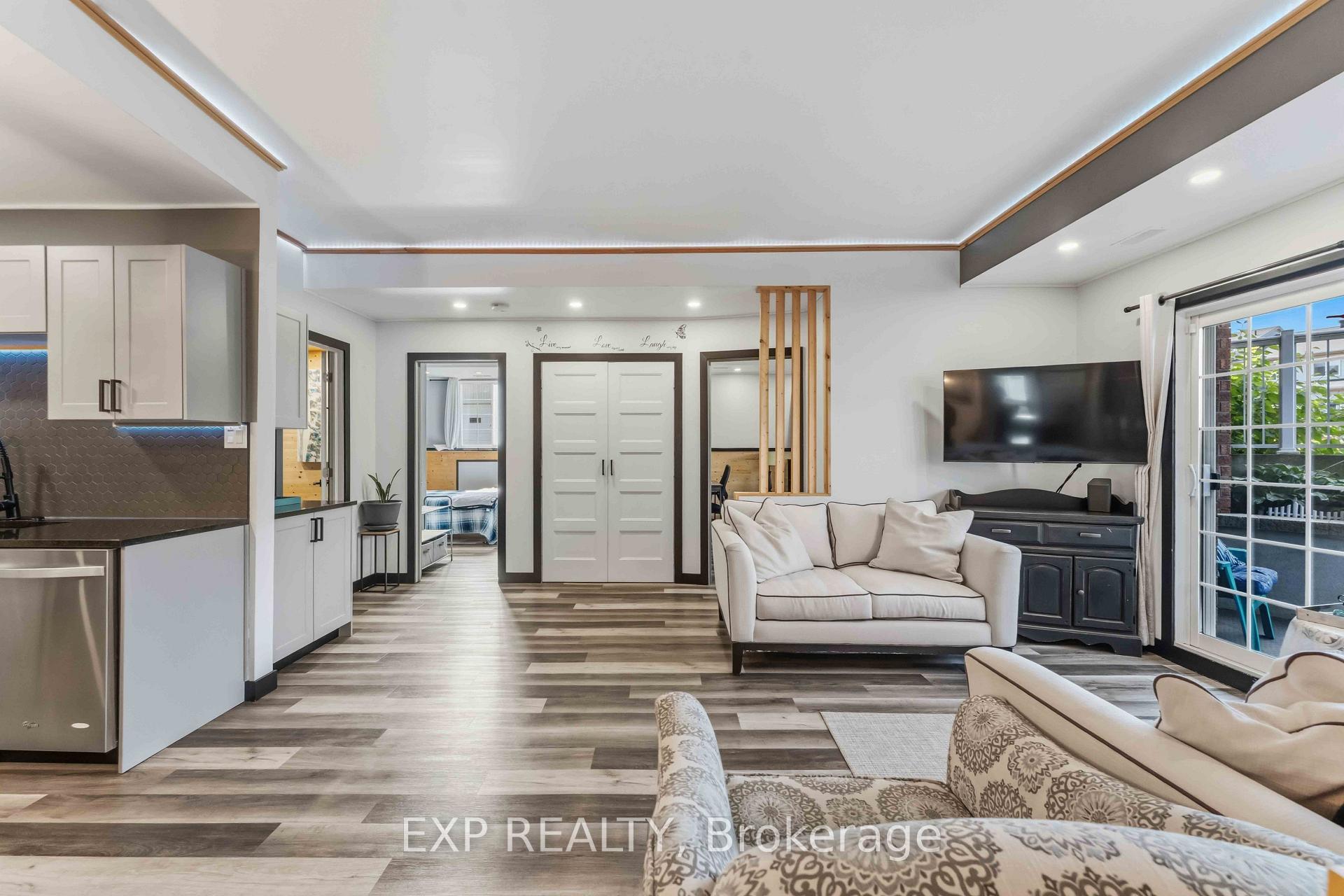 Photo 7 of Unit J, 104 Artesa Private, Ottawa, Kanata - Emerald Meadows/Trailwest — HOMEH