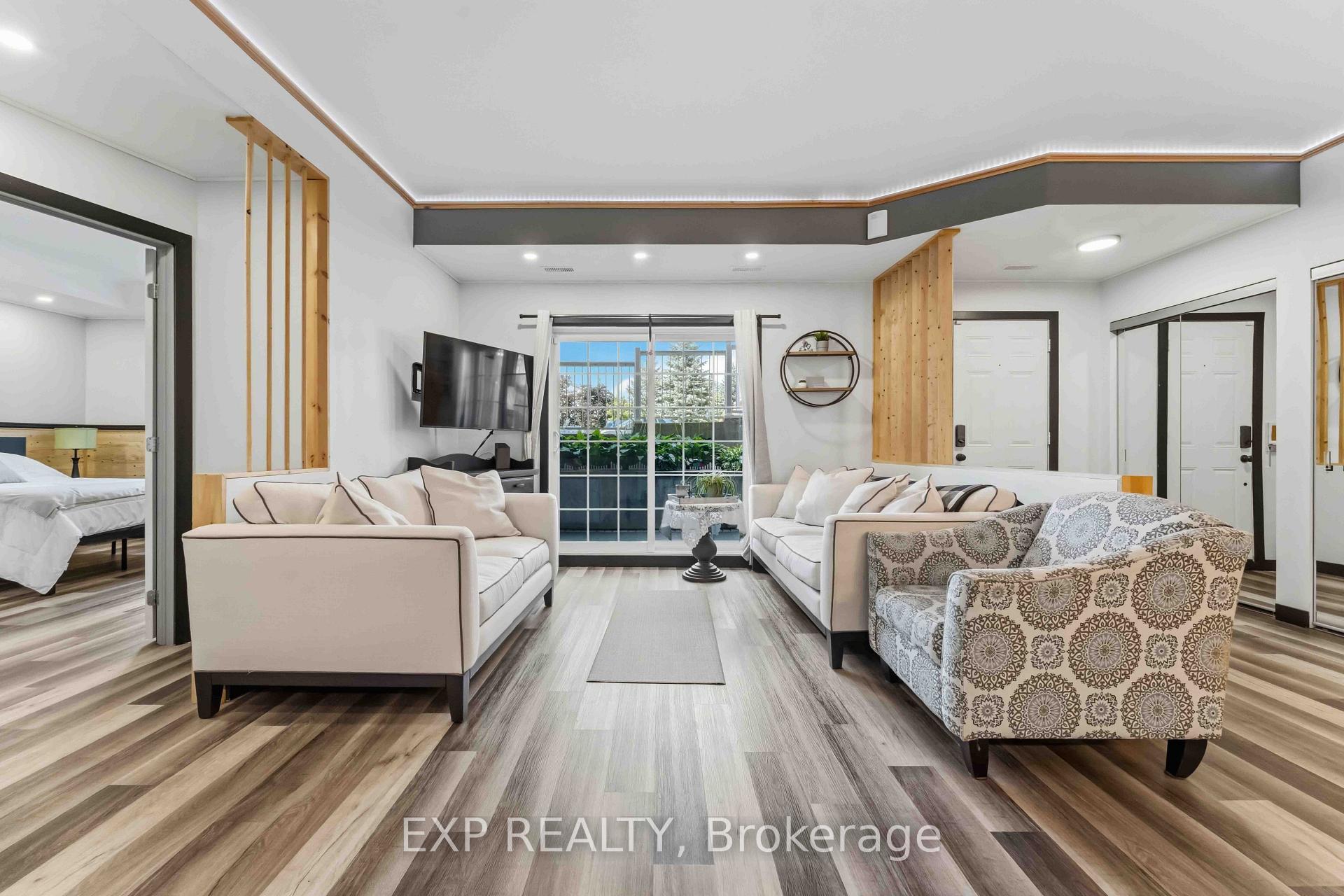 Photo 13 of Unit J, 104 Artesa Private, Ottawa, Kanata - Emerald Meadows/Trailwest — HOMEH