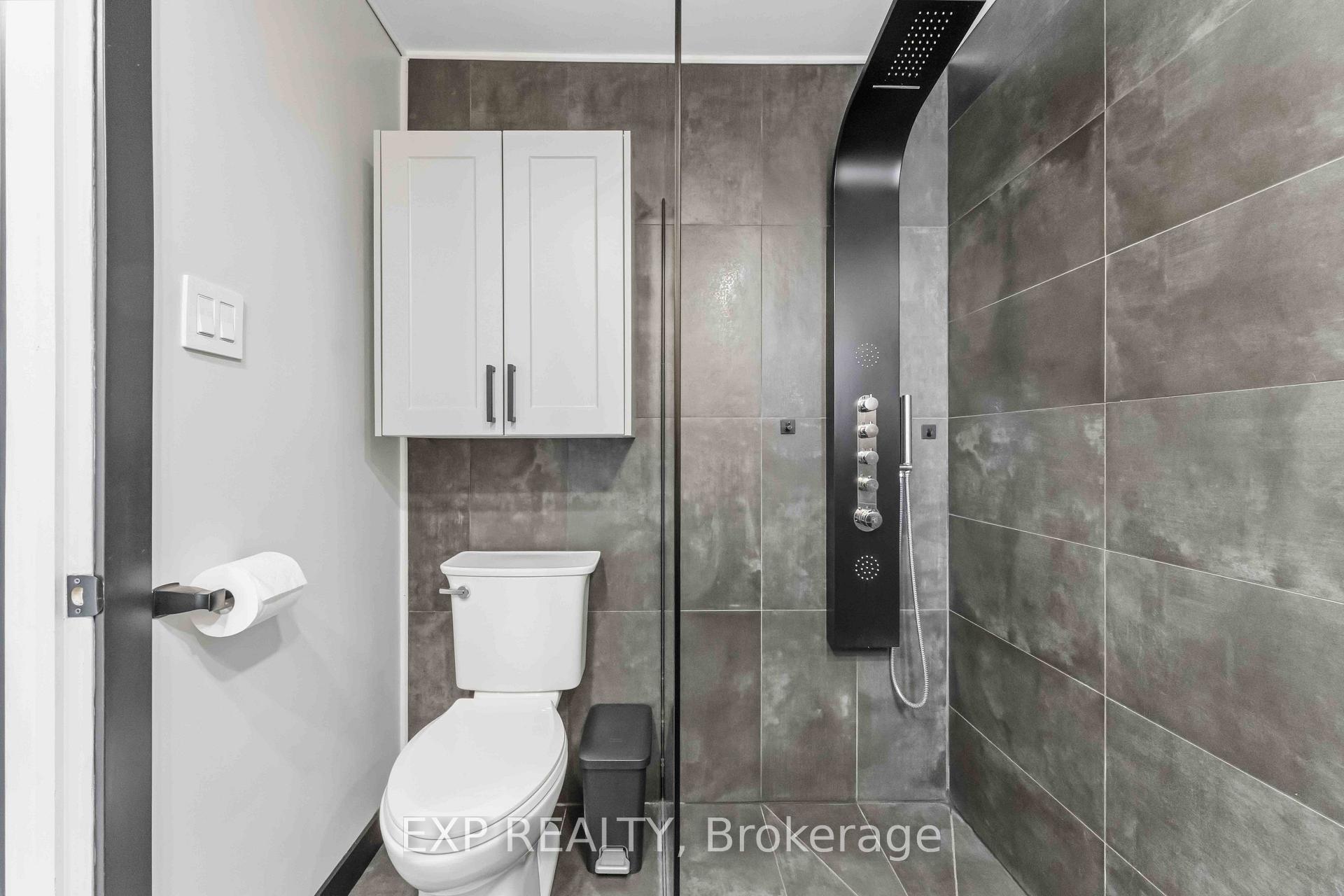 Photo 38 of Unit J, 104 Artesa Private, Ottawa, Kanata - Emerald Meadows/Trailwest — HOMEH