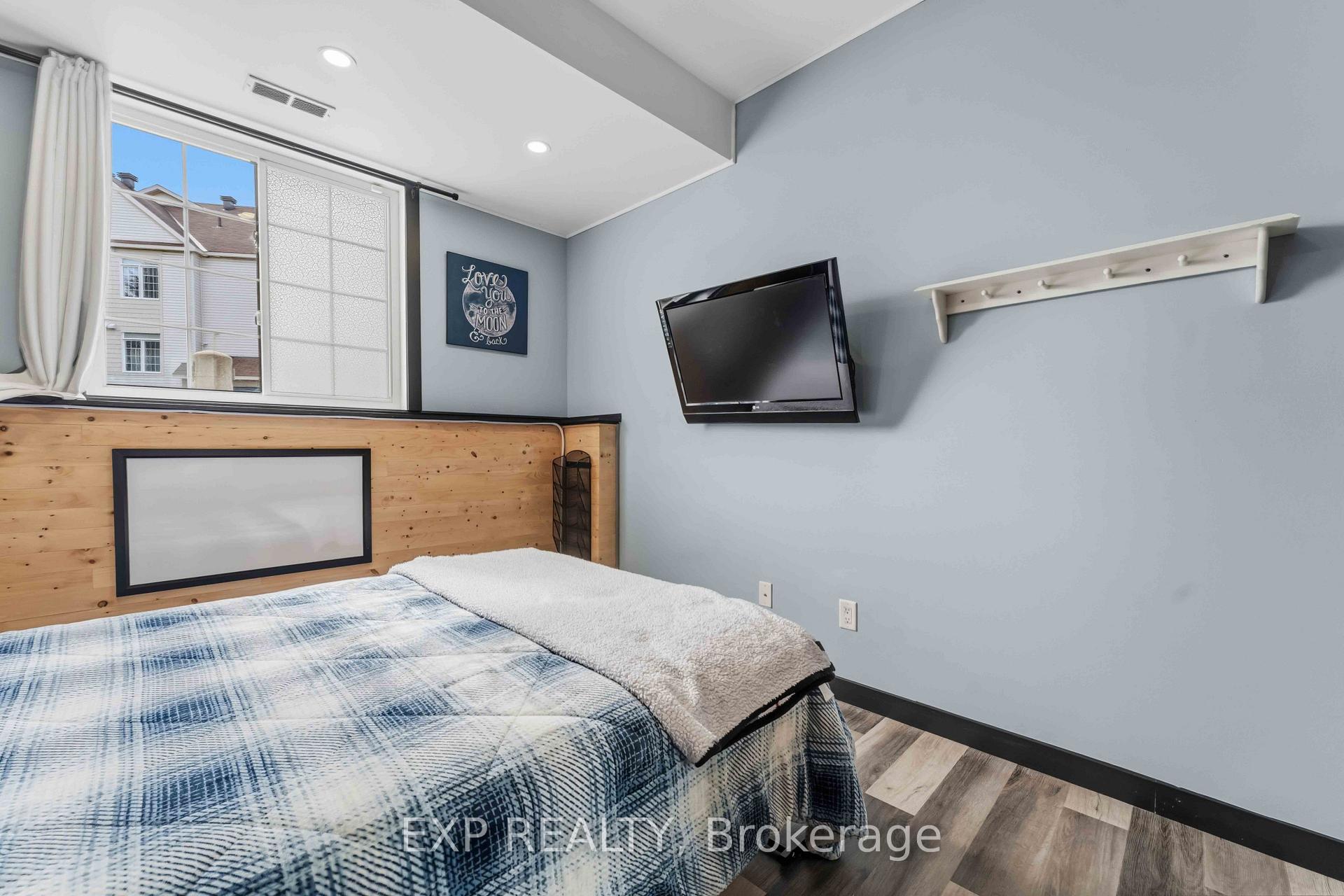 Photo 40 of Unit J, 104 Artesa Private, Ottawa, Kanata - Emerald Meadows/Trailwest — HOMEH