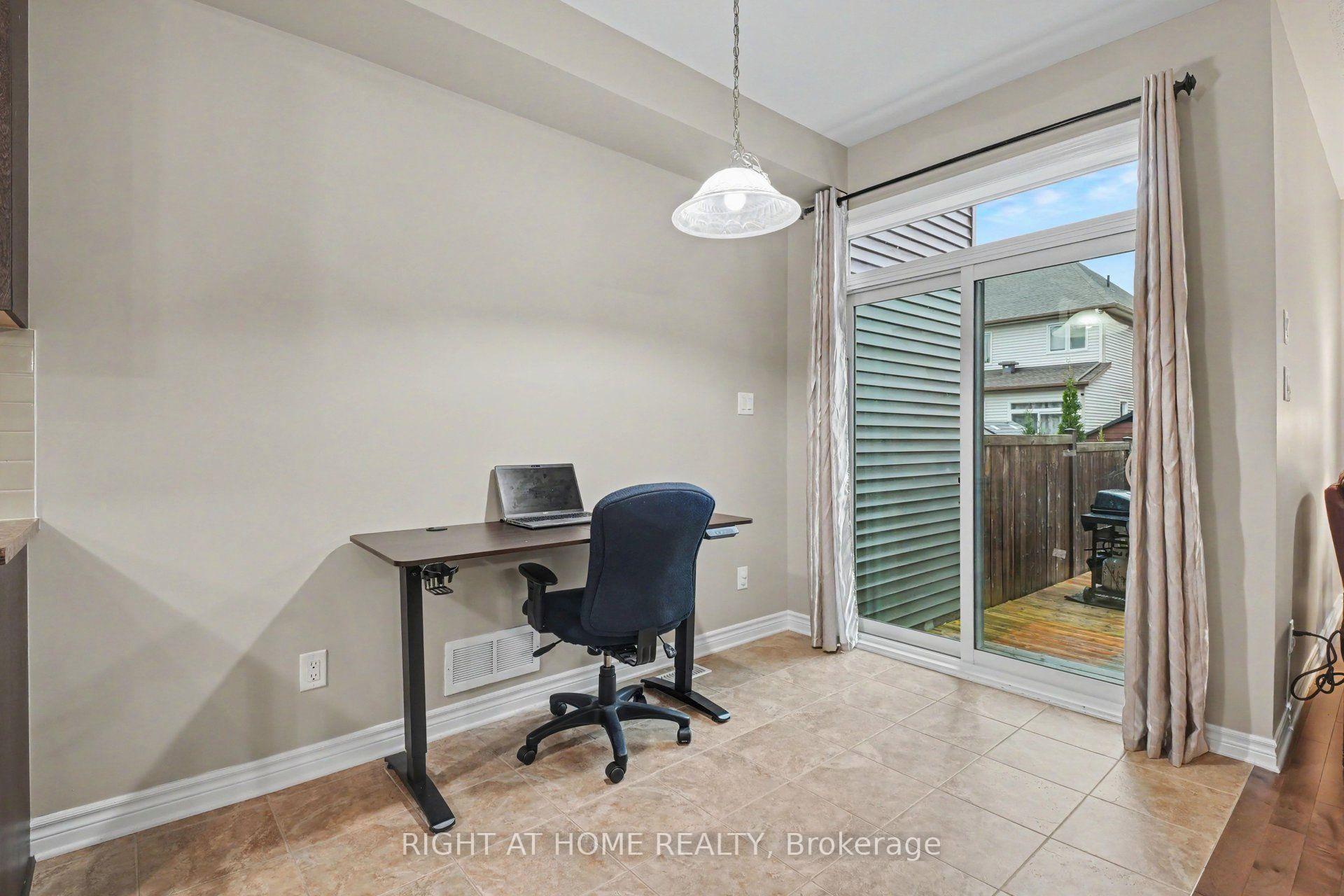 Photo 13 of 998 Bunchberry Way, Ottawa, Blossom Park/Kemp Park/Findlay Creek — HOMEH