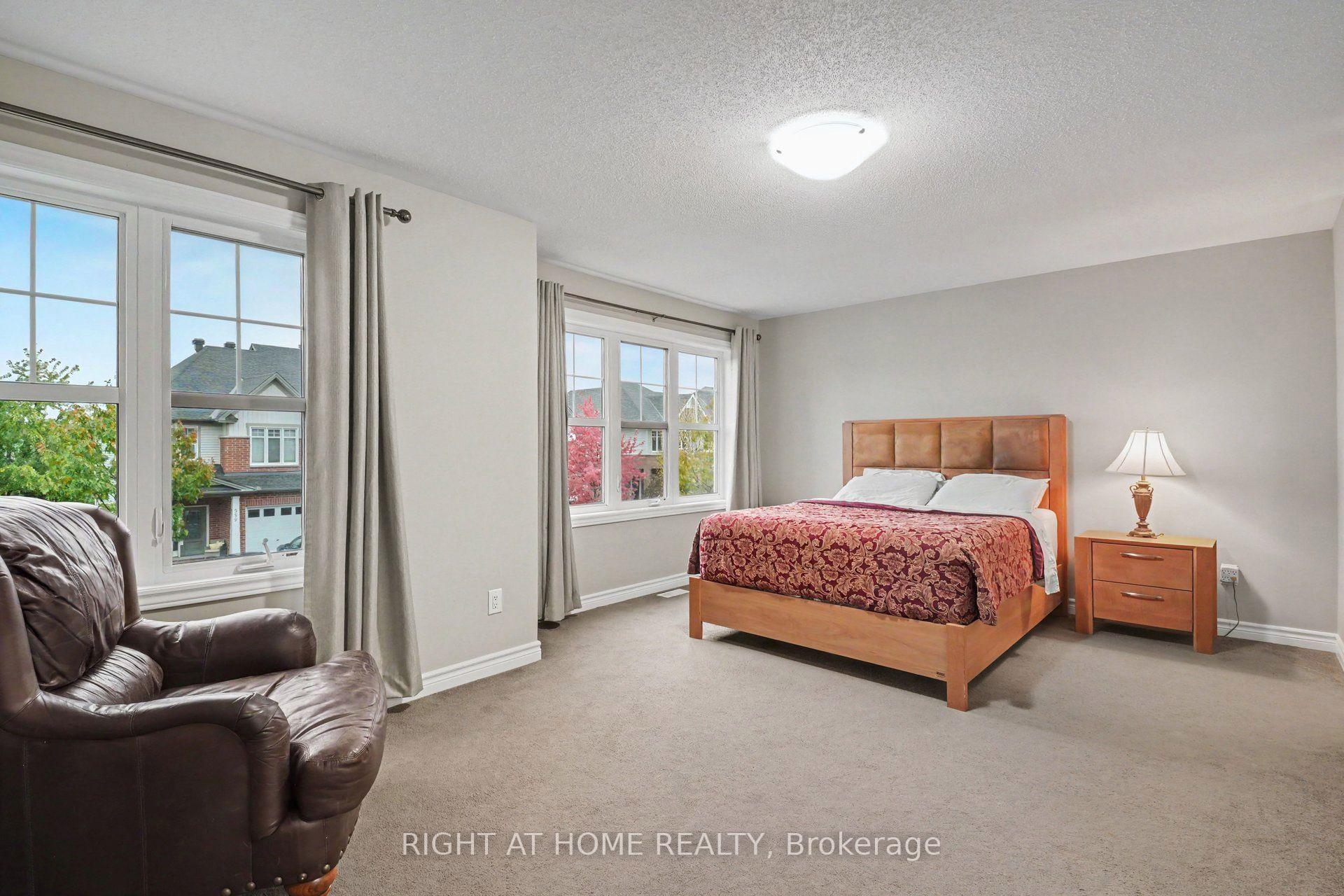 Photo 15 of 998 Bunchberry Way, Ottawa, Blossom Park/Kemp Park/Findlay Creek — HOMEH