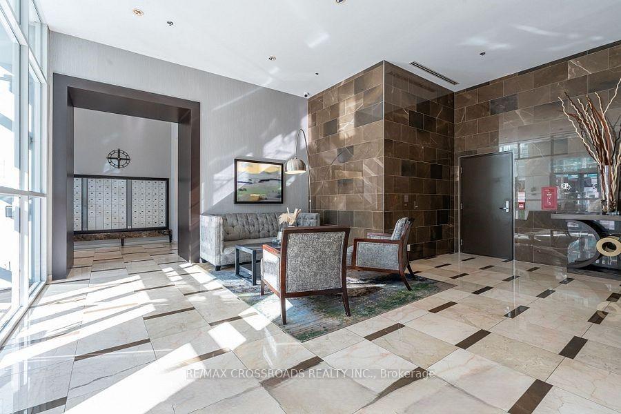 Photo 5 of Unit 312, 212 Eglinton Avenue E, Toronto, Mount Pleasant West — HOMEH