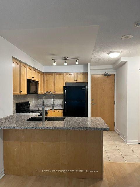 Photo 6 of Unit 312, 212 Eglinton Avenue E, Toronto, Mount Pleasant West — HOMEH