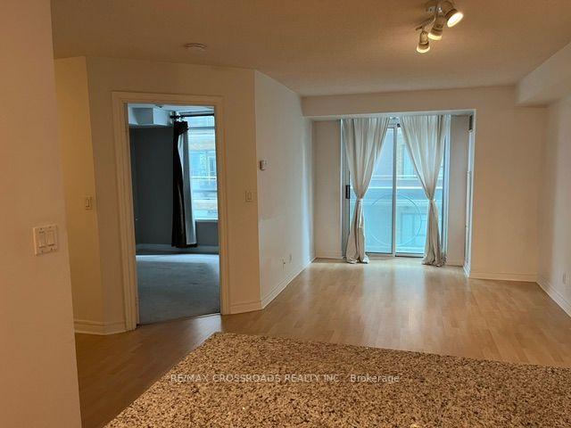 Photo 11 of Unit 312, 212 Eglinton Avenue E, Toronto, Mount Pleasant West — HOMEH