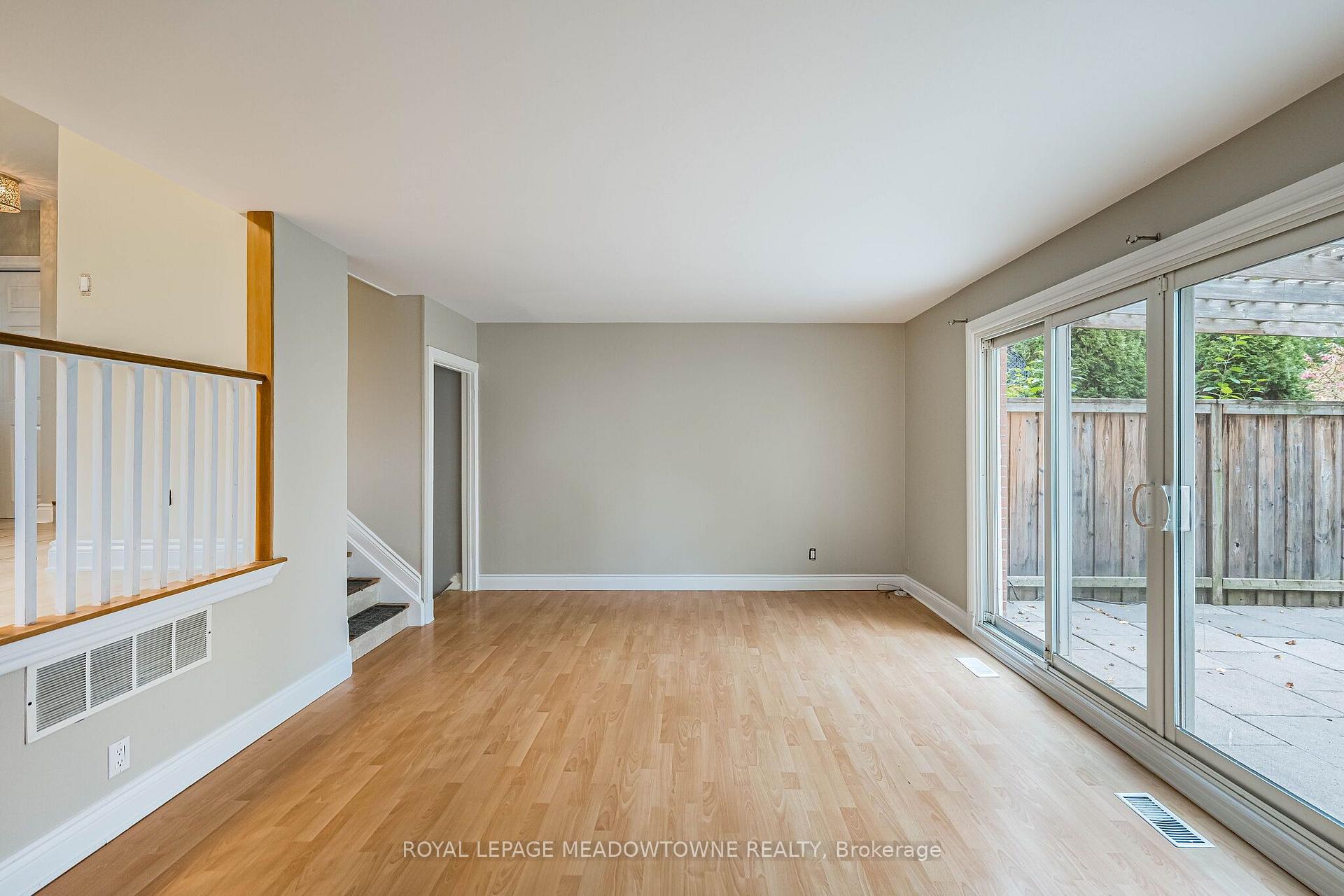 Photo 27 of 2600 Constable Road, Mississauga, Clarkson — HOMEH
