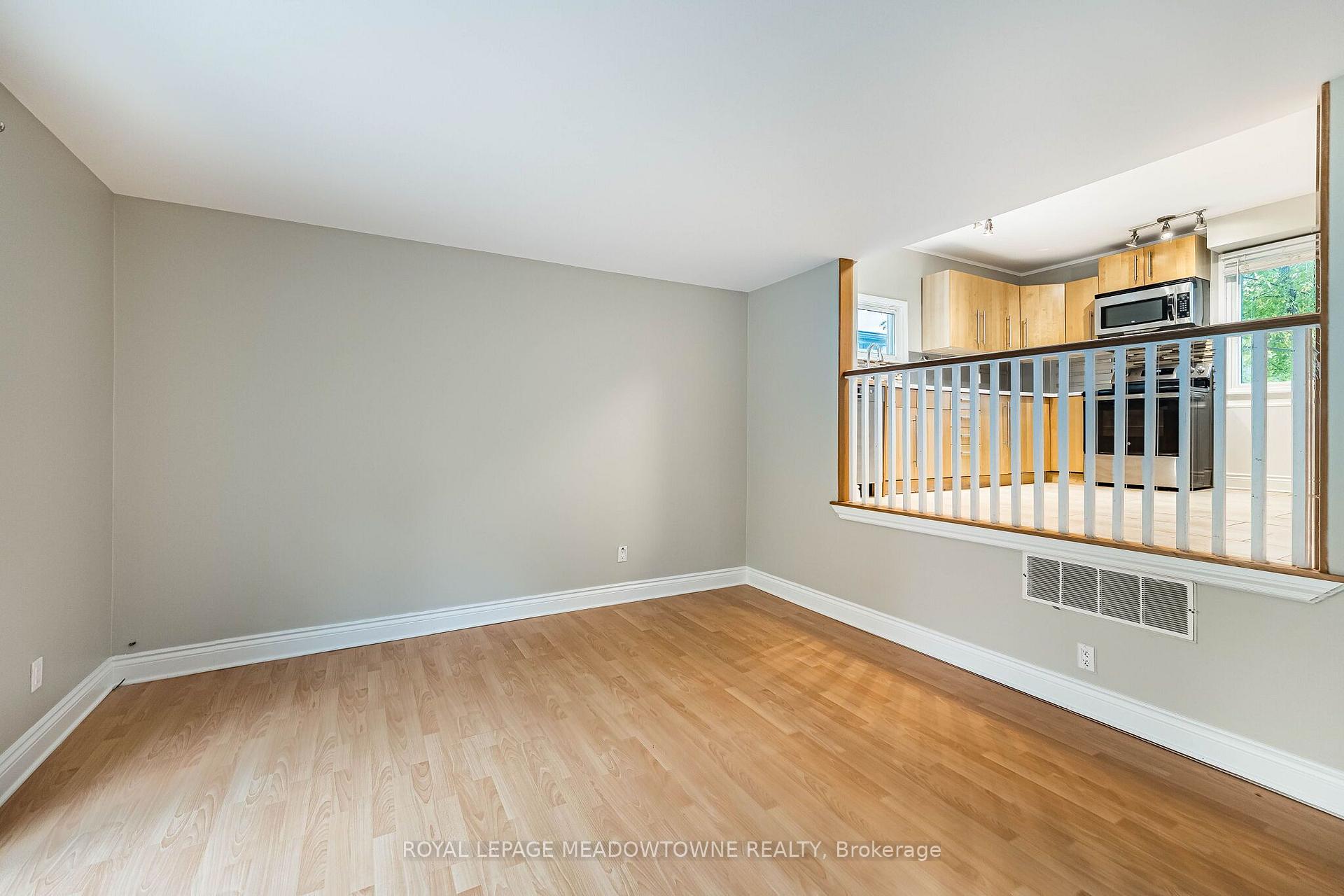 Photo 26 of 2600 Constable Road, Mississauga, Clarkson — HOMEH