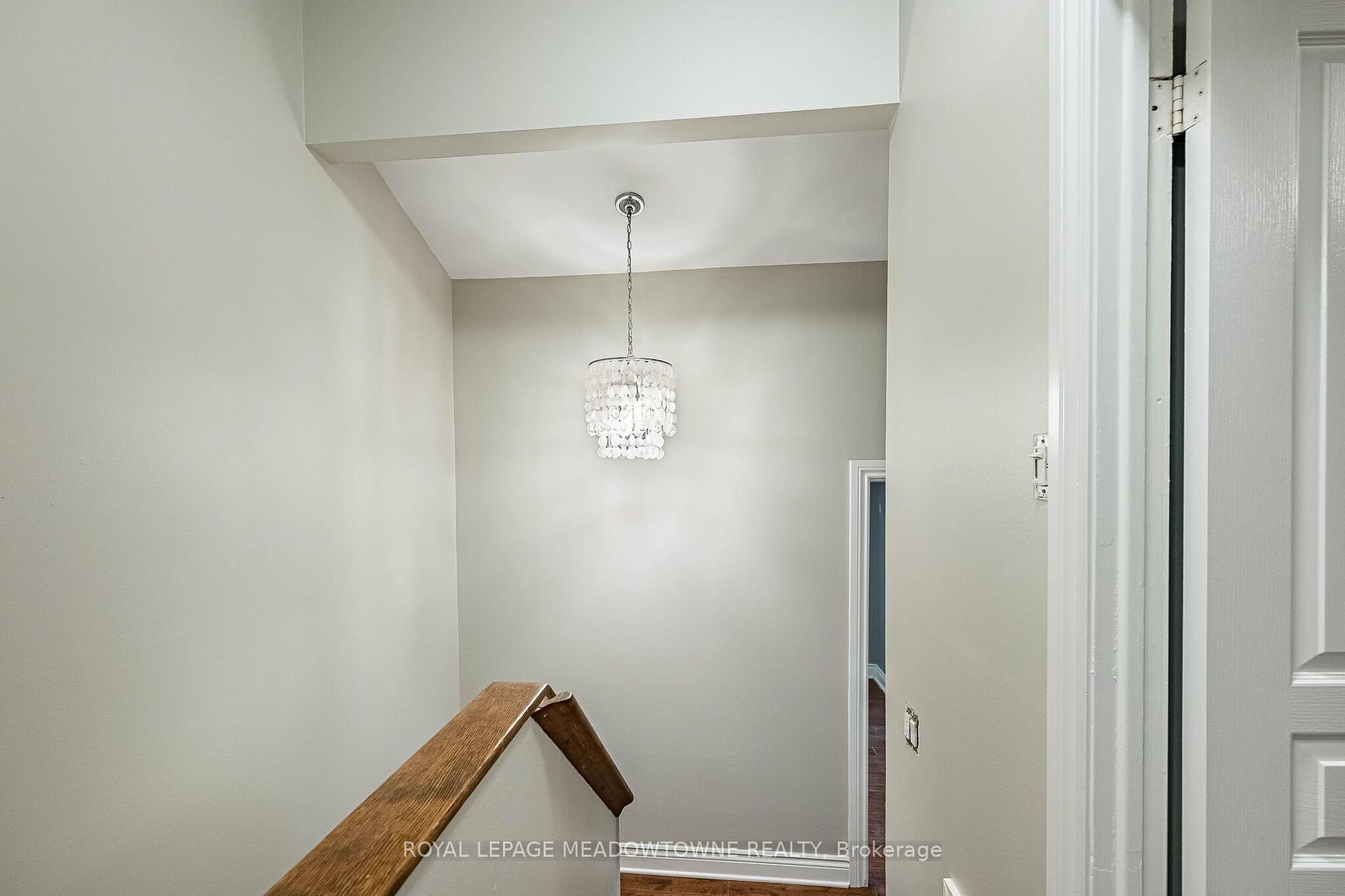 Photo 29 of 2600 Constable Road, Mississauga, Clarkson — HOMEH
