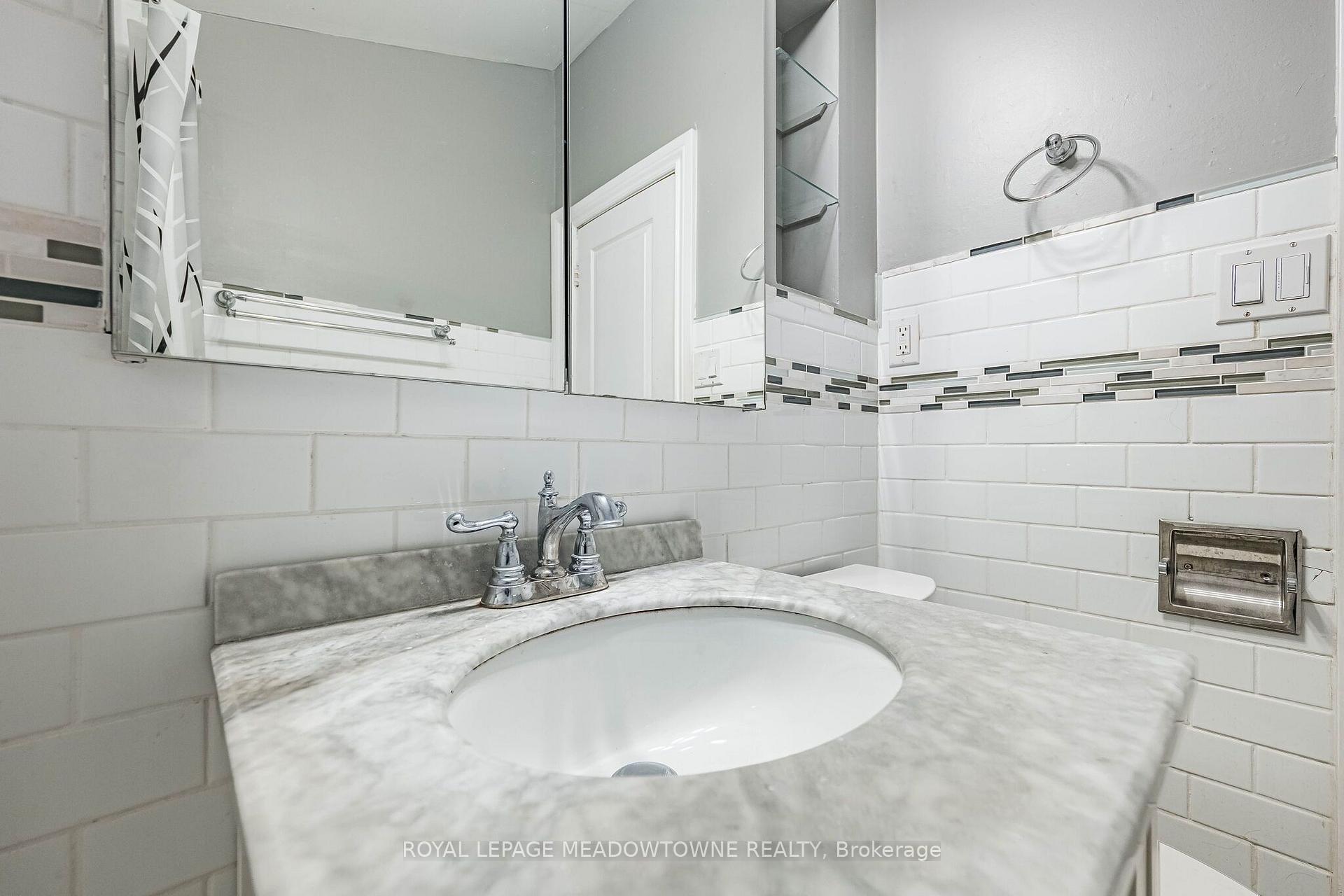 Photo 40 of 2600 Constable Road, Mississauga, Clarkson — HOMEH