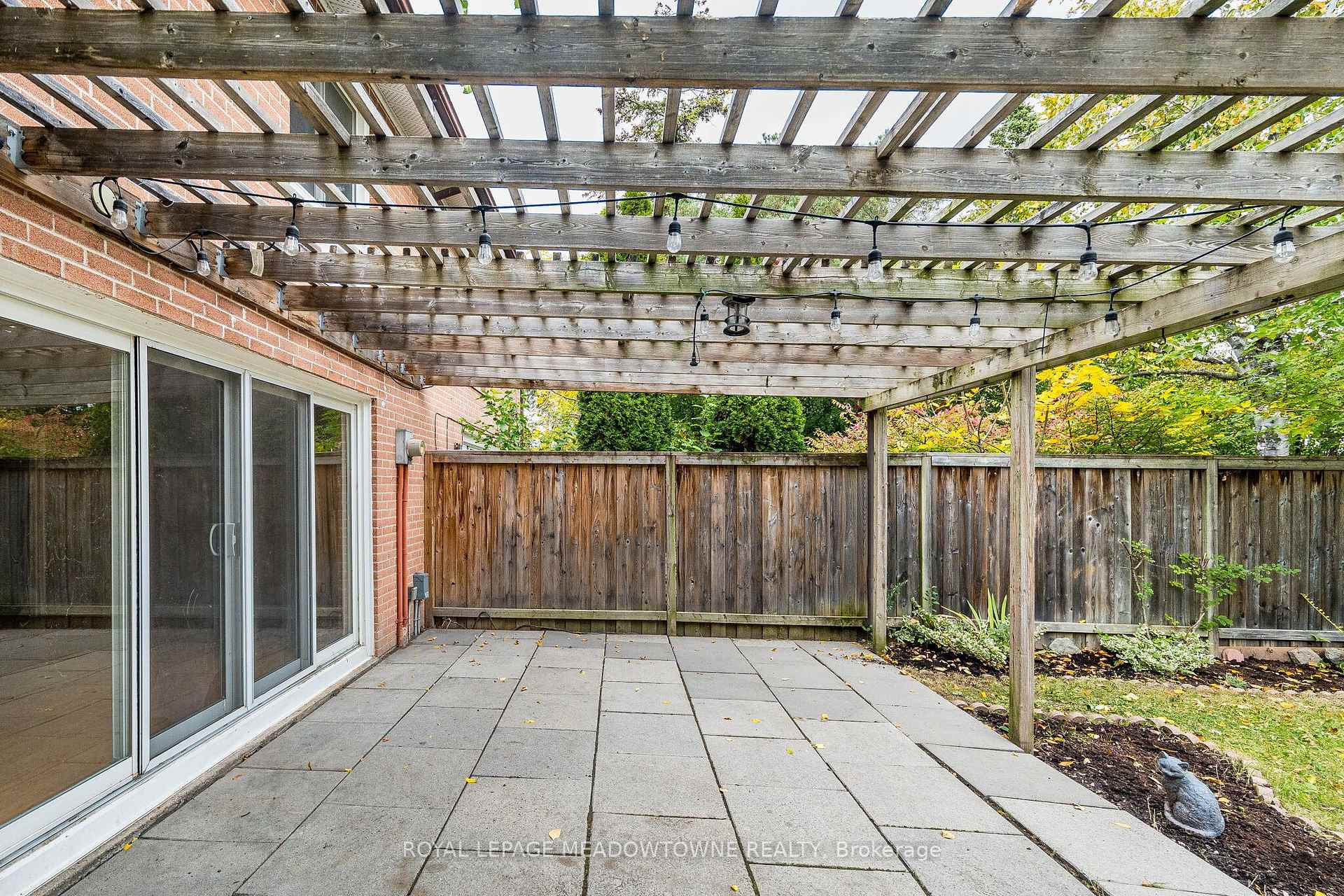 Photo 54 of 2600 Constable Road, Mississauga, Clarkson — HOMEH