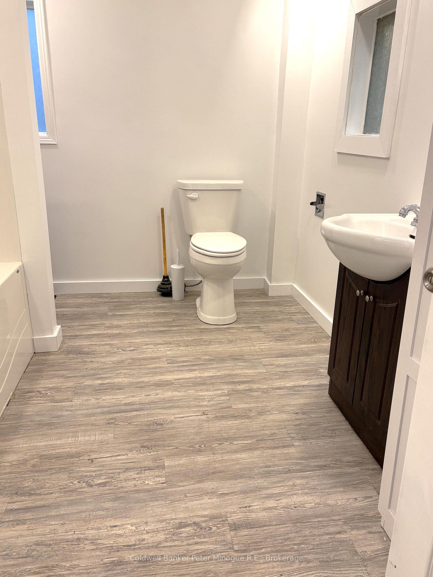 Photo 9 of 216 Highland Road, North Bay, Central — HOMEH