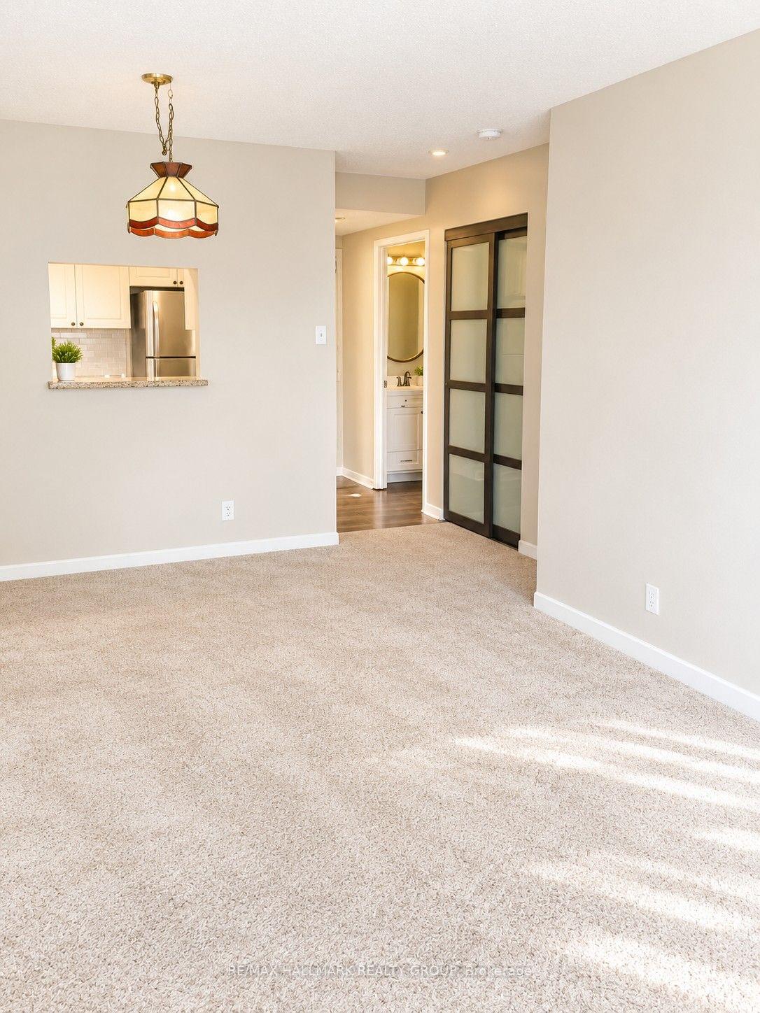 Photo 5 of Unit 709, 35 Holland Avenue, Ottawa, Ottawa West — HOMEH