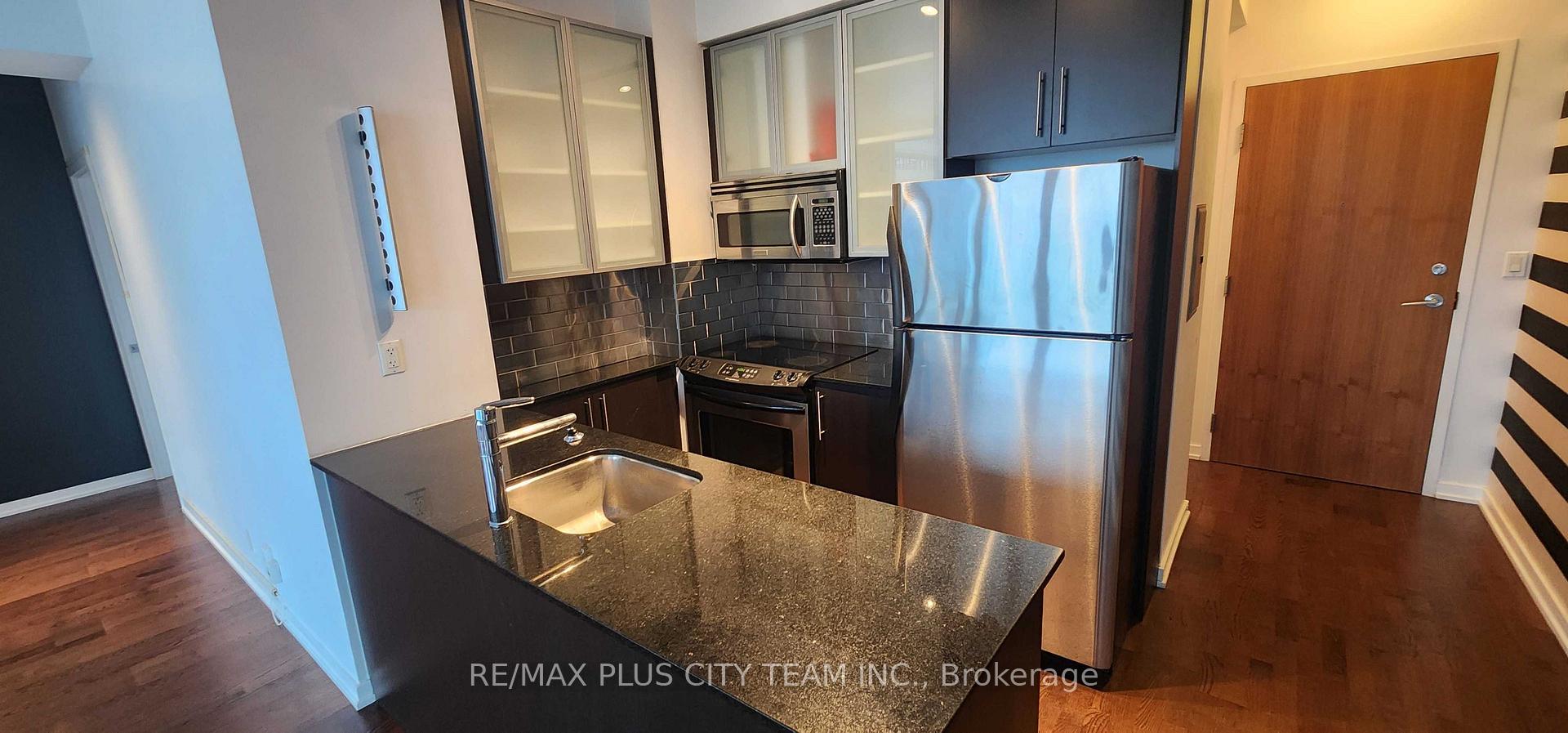 Photo 4 of Unit 3604, 33 Lombard Street, Toronto, Church-Yonge Corridor — HOMEH