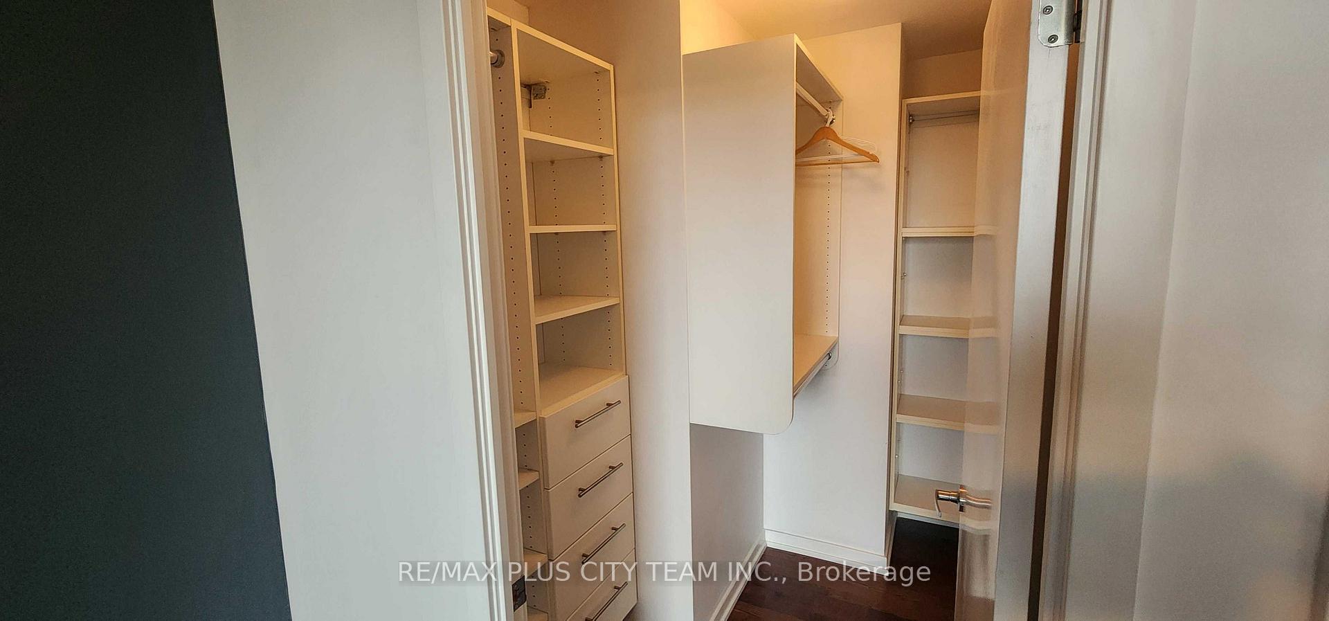 Photo 7 of Unit 3604, 33 Lombard Street, Toronto, Church-Yonge Corridor — HOMEH