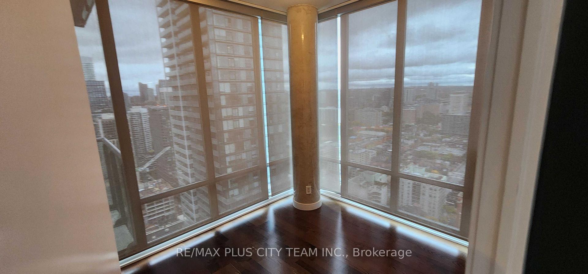 Photo 9 of Unit 3604, 33 Lombard Street, Toronto, Church-Yonge Corridor — HOMEH