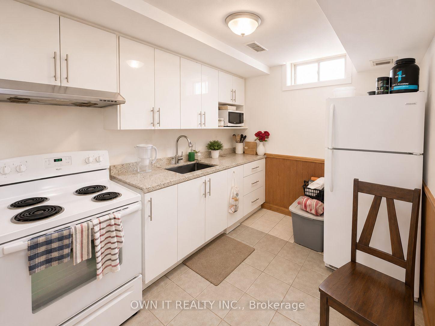 Photo 10 of 137 Prairie Rose Circle, Brampton, Sandringham-Wellington — HOMEH