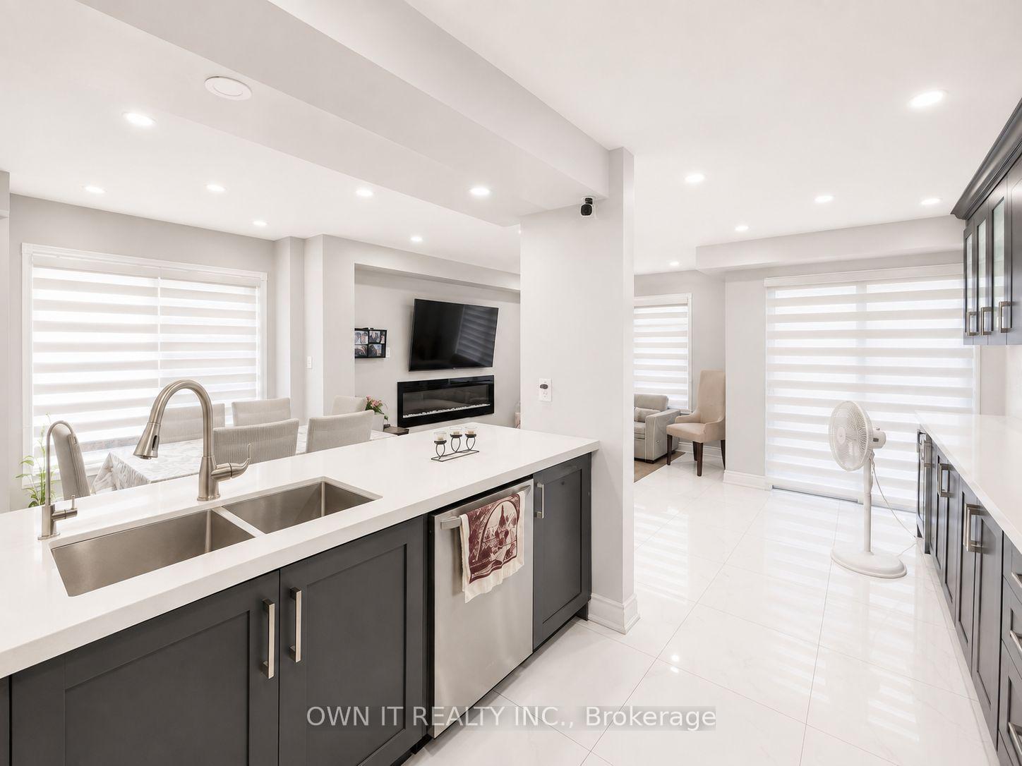 Photo 22 of 137 Prairie Rose Circle, Brampton, Sandringham-Wellington — HOMEH