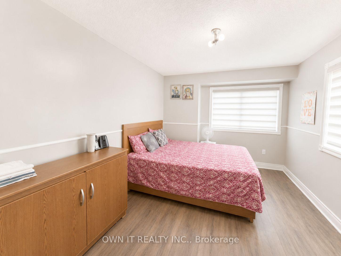 Photo 28 of 137 Prairie Rose Circle, Brampton, Sandringham-Wellington — HOMEH