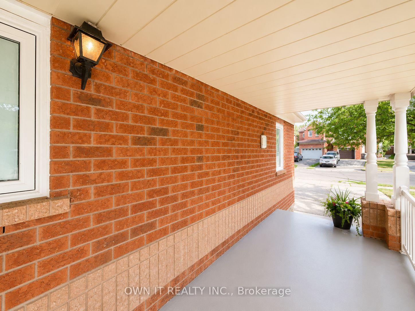 Photo 45 of 137 Prairie Rose Circle, Brampton, Sandringham-Wellington — HOMEH