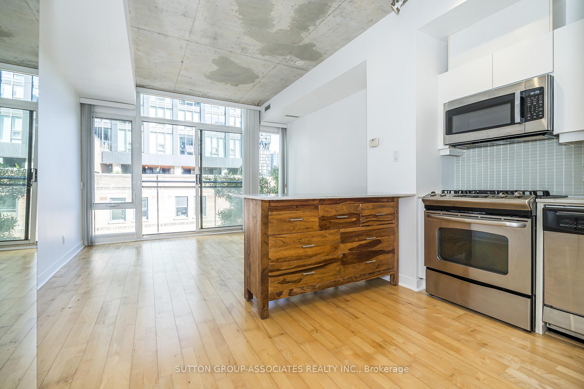 Photo 1 of Unit 405, 127 Queen Street E, Toronto, Church-Yonge Corridor — HOMEH