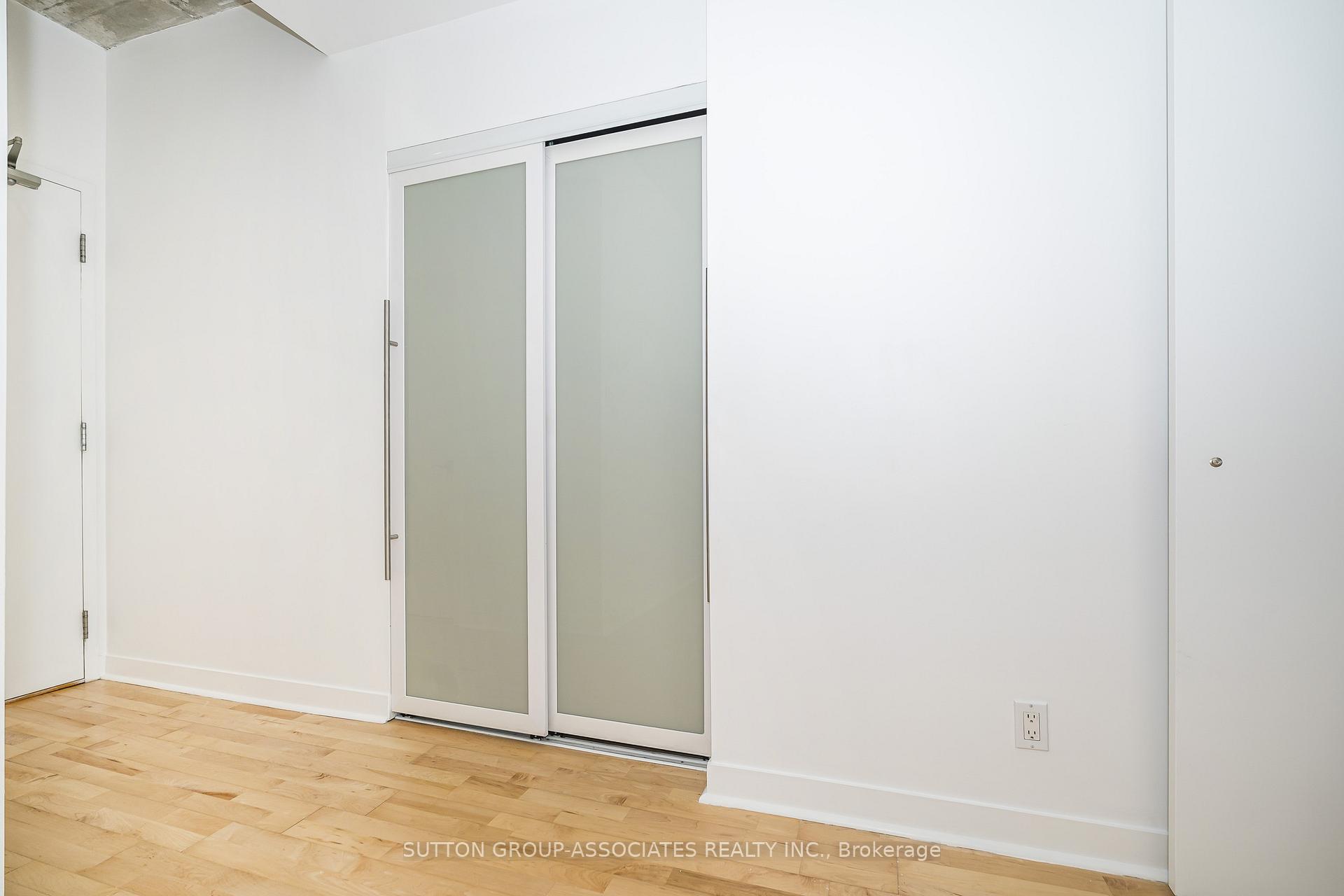 Photo 14 of Unit 405, 127 Queen Street E, Toronto, Church-Yonge Corridor — HOMEH