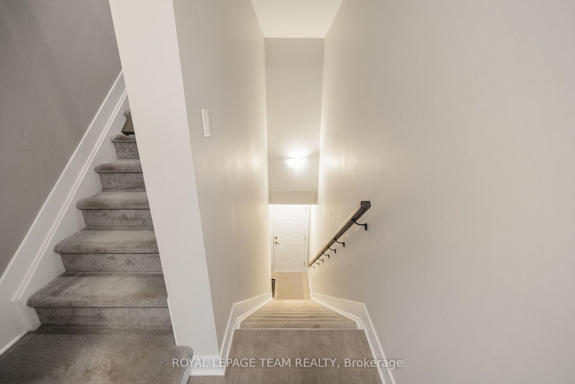 Photo 6 of Unit 26, 550 Crescendo Private, Ottawa, Riverside South/Gloucester Glen — HOMEH