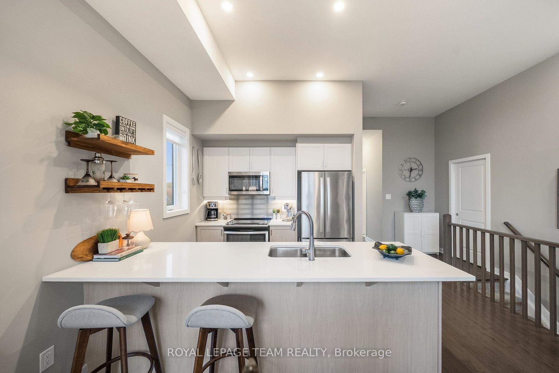 Photo 11 of Unit 26, 550 Crescendo Private, Ottawa, Riverside South/Gloucester Glen — HOMEH