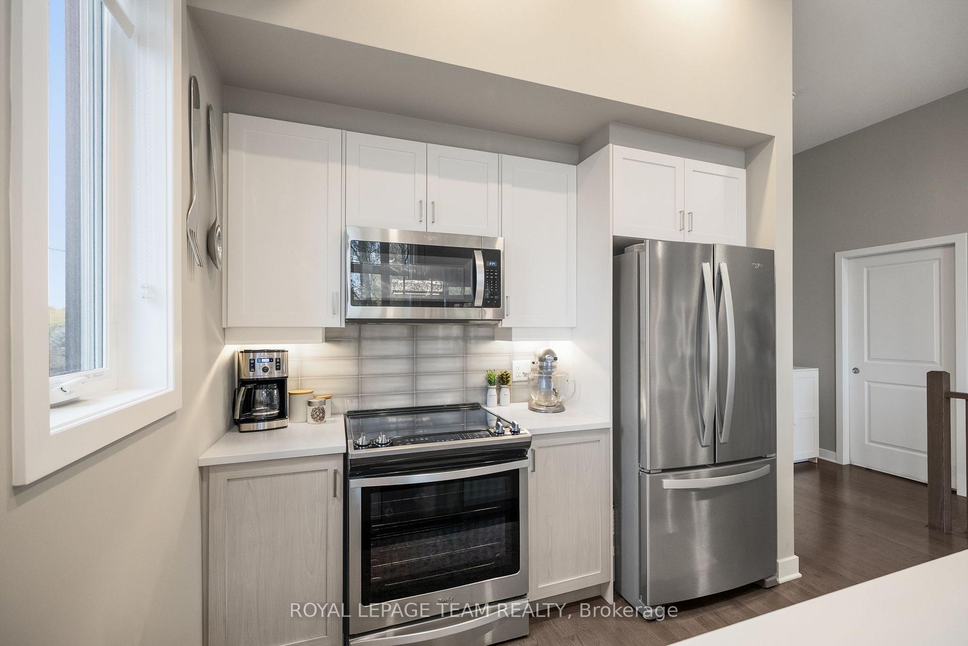 Photo 15 of Unit 26, 550 Crescendo Private, Ottawa, Riverside South/Gloucester Glen — HOMEH