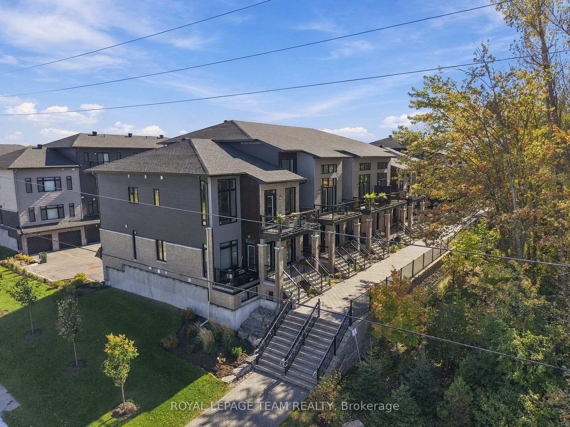 Photo 42 of Unit 26, 550 Crescendo Private, Ottawa, Riverside South/Gloucester Glen — HOMEH