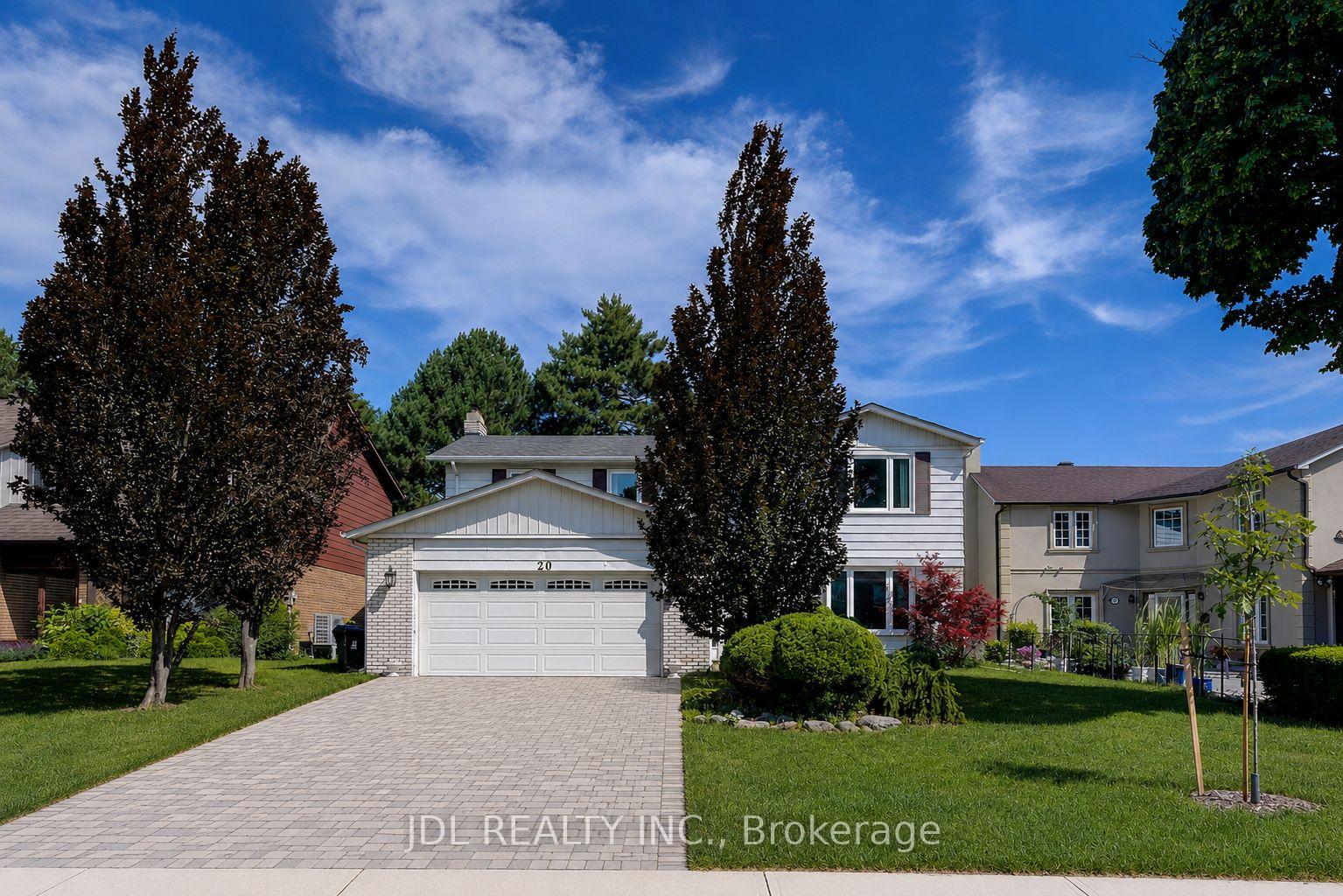 Photo 1 of 20 Mossgrove Trail, North York, St. Andrew-Windfields — HOMEH