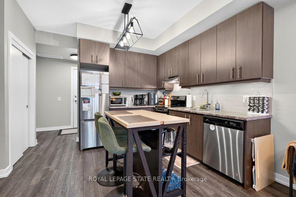 Photo 2 of Unit 511, 10 Esplanade Lane, Grimsby, Grimsby Beach — HOMEH