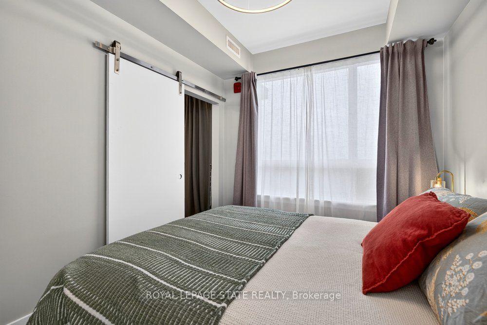 Photo 4 of Unit 511, 10 Esplanade Lane, Grimsby, Grimsby Beach — HOMEH