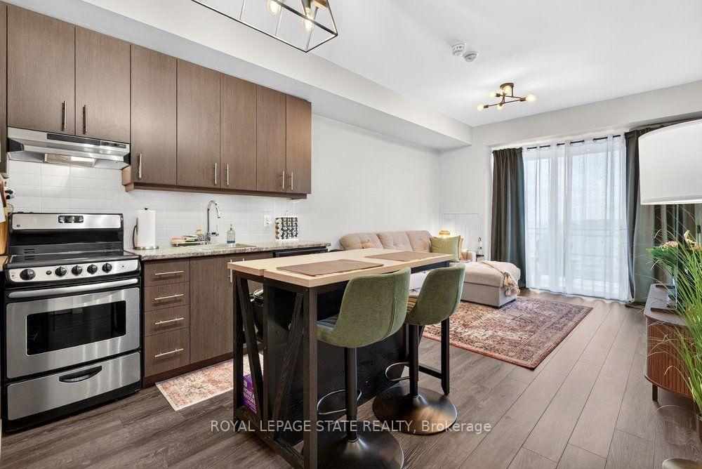 Photo 10 of Unit 511, 10 Esplanade Lane, Grimsby, Grimsby Beach — HOMEH