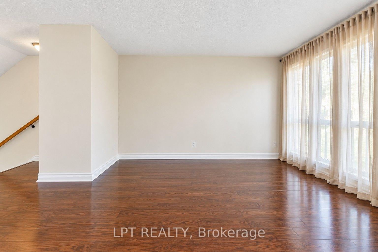 Photo 5 of Unit B, 6722 Jeanne d'Arc Boulevard, Ottawa, Convent Glen North — HOMEH