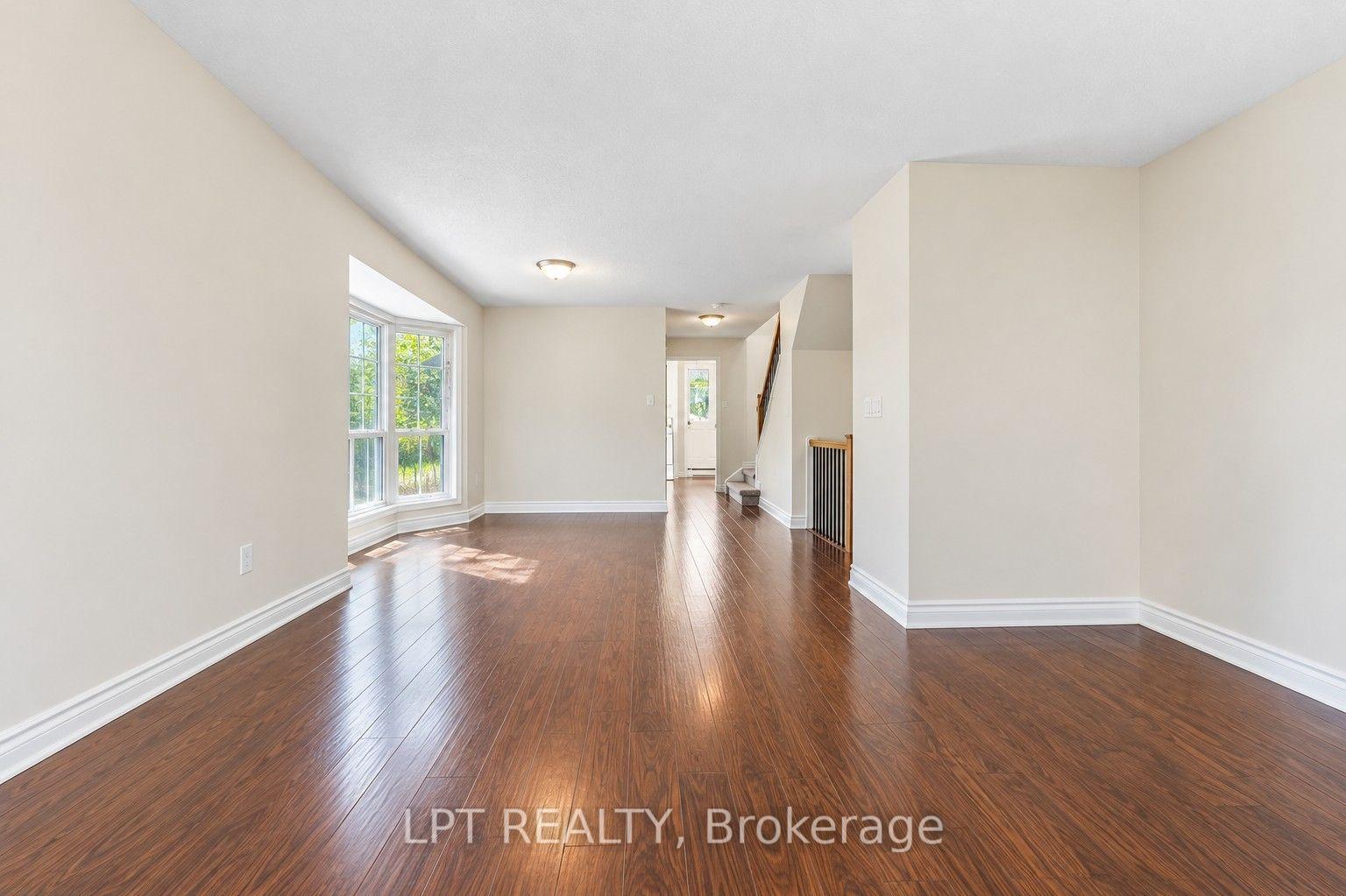 Photo 8 of Unit B, 6722 Jeanne d'Arc Boulevard, Ottawa, Convent Glen North — HOMEH
