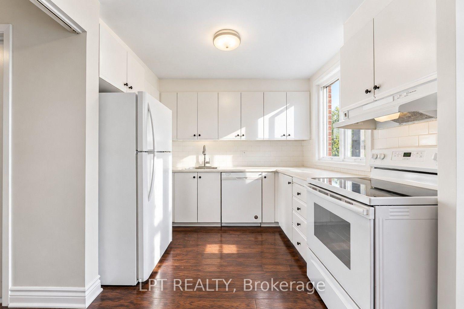 Photo 11 of Unit B, 6722 Jeanne d'Arc Boulevard, Ottawa, Convent Glen North — HOMEH