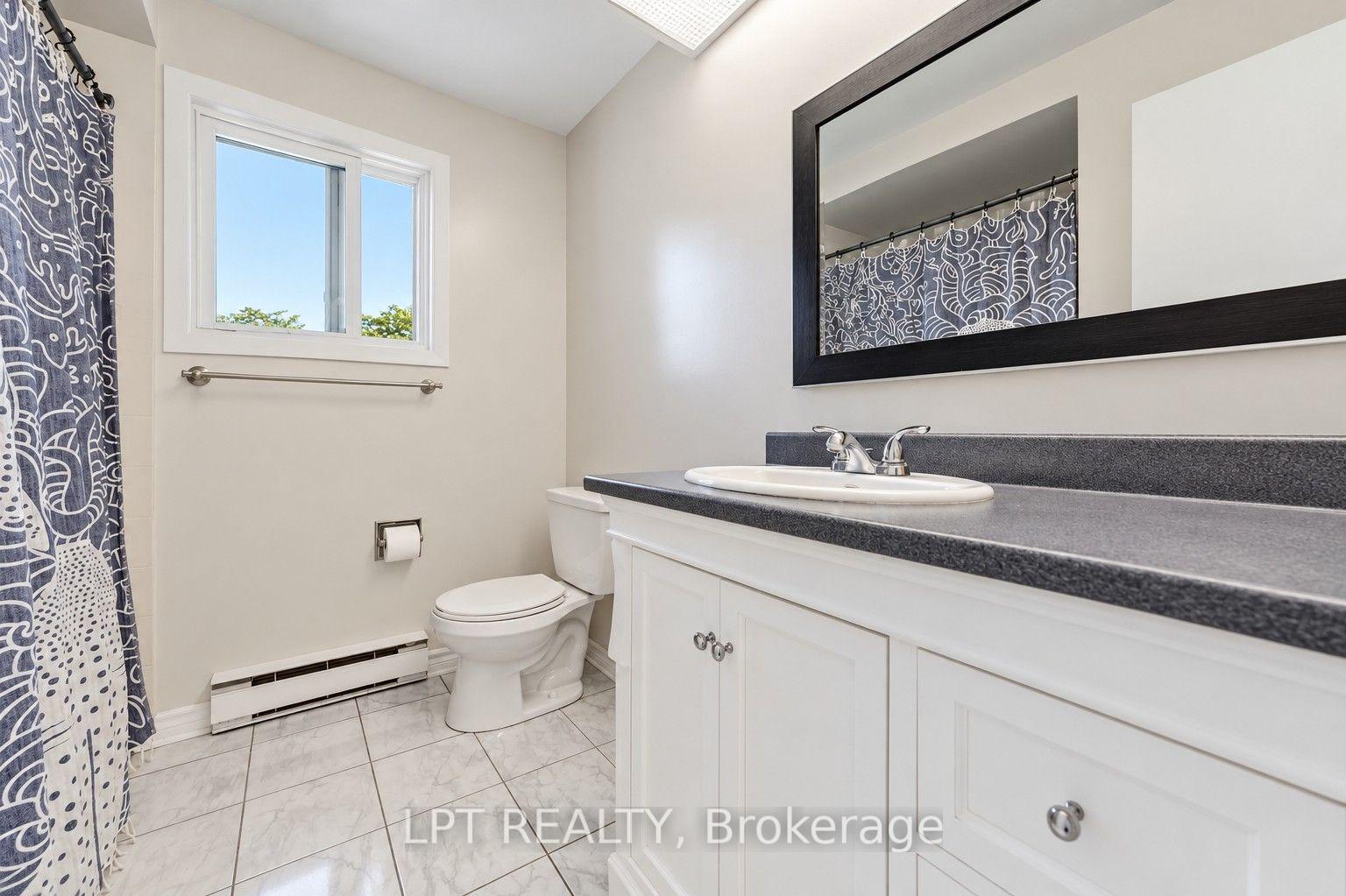 Photo 18 of Unit B, 6722 Jeanne d'Arc Boulevard, Ottawa, Convent Glen North — HOMEH